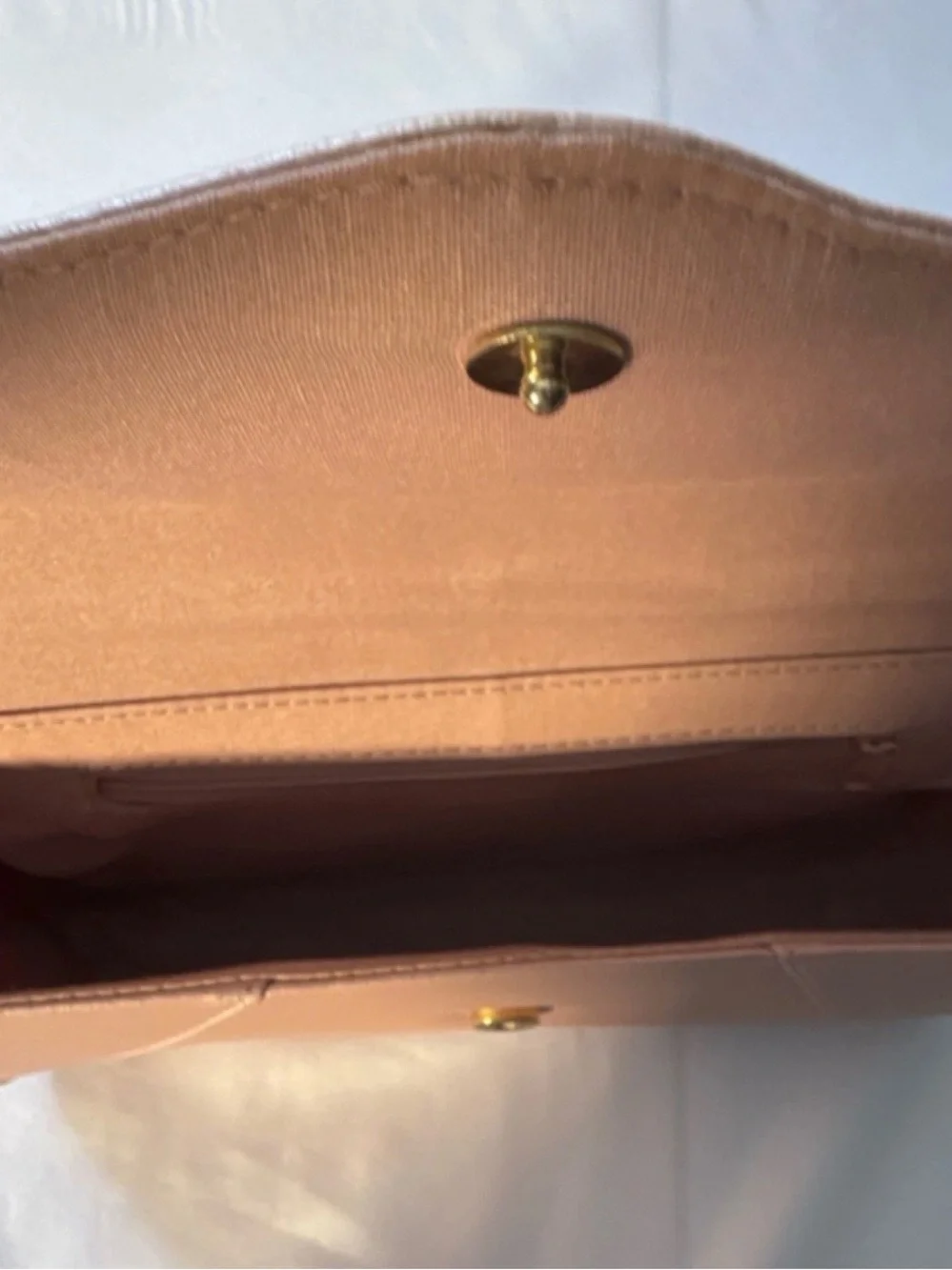 Structured Envelope Clutch in‎ pink